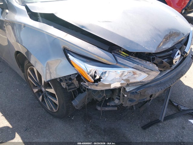 Nissan Altima 2.5 Sv 2018 1N4AL3AP2JC293589 Image 19