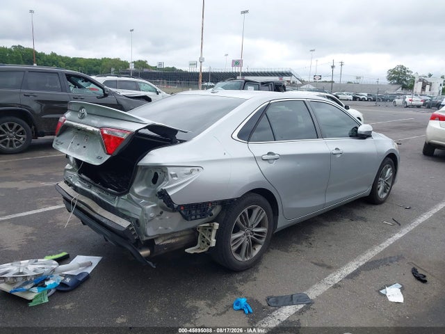2015 Toyota Camry Se მანქანა იყიდება აუქციონზე, vin: 4T1BF1FK7FU900140, აუქციონის ნომერი: 45895088