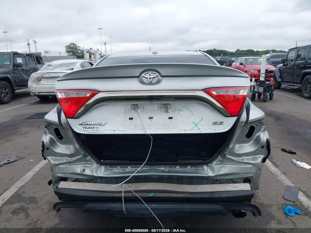 2015 Toyota Camry Se მანქანა იყიდება აუქციონზე, vin: 4T1BF1FK7FU900140, აუქციონის ნომერი: 45895088