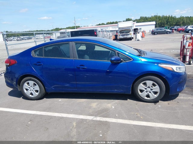 45895102 :رقم المزاد ، 3KPFK4A76HE051478 vin ، 2017 Kia Forte Lx مزاد بيع