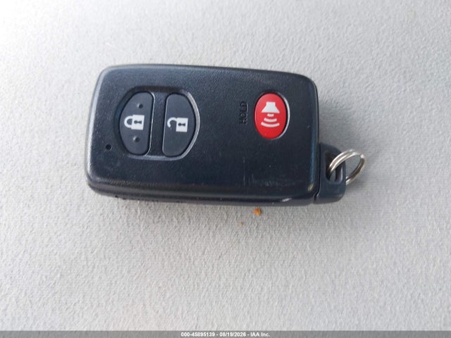 Toyota Prius Three 2014 JTDKN3DU6E0383071 Image 11