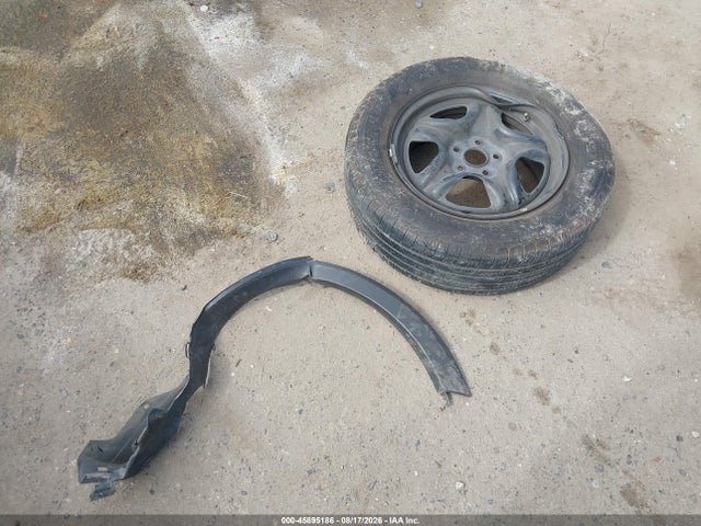2T3ZFREV6JW519422 Toyota RAV4 LE