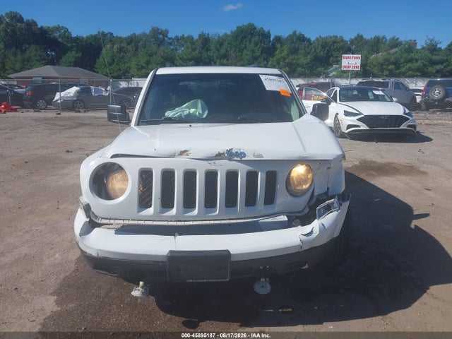 2014 Jeep Patriot Latitude მანქანა იყიდება აუქციონზე, vin: 1C4NJPFB6ED549996, აუქციონის ნომერი: 45895187