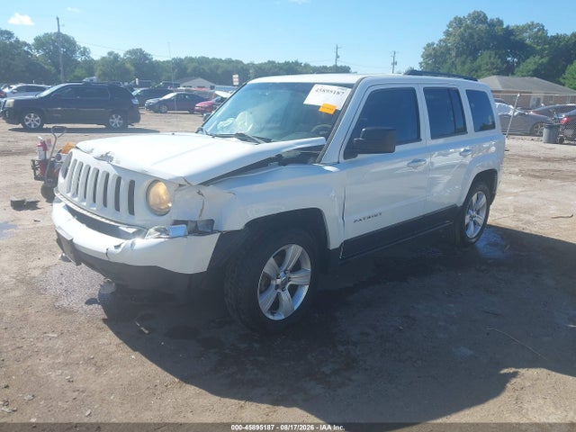 2014 Jeep Patriot Latitude მანქანა იყიდება აუქციონზე, vin: 1C4NJPFB6ED549996, აუქციონის ნომერი: 45895187