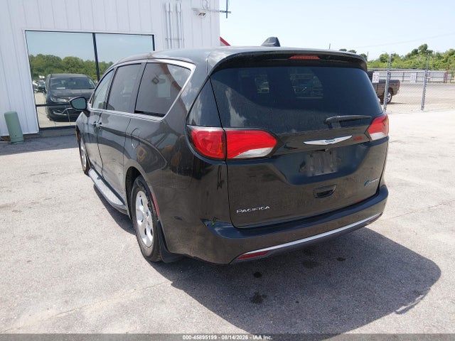 Chrysler Pacifica Hybrid Touring Plus 2018 2C4RC1H77JR253264 Image 3