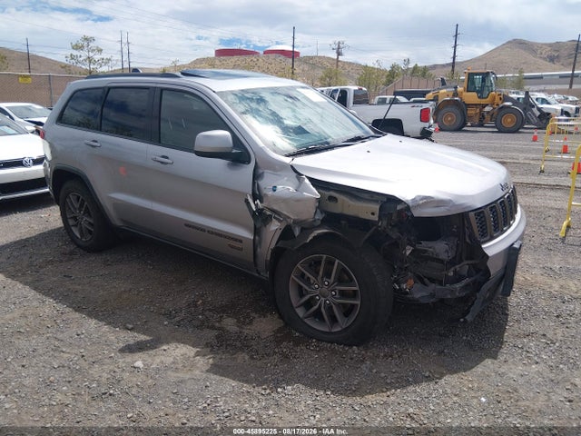 Продаж на аукціоні авто 2017 Jeep Grand Cherokee 75th Anniversary Edition, vin: 1C4RJFAG8HC674586, номер лоту: 45895225