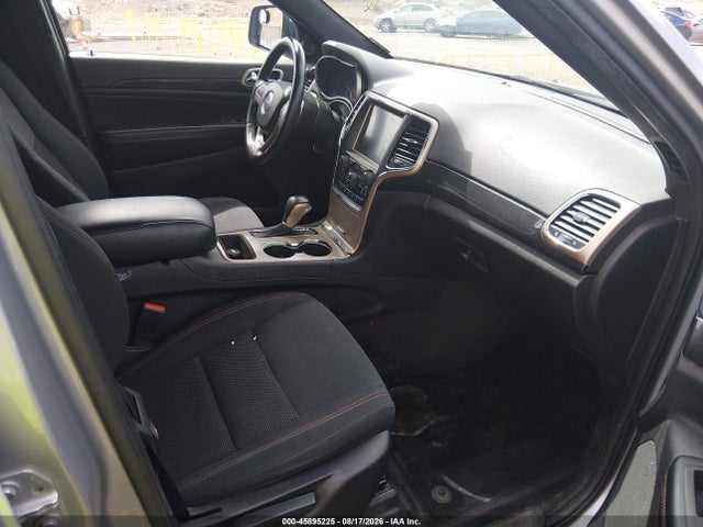 Продаж на аукціоні авто 2017 Jeep Grand Cherokee 75th Anniversary Edition, vin: 1C4RJFAG8HC674586, номер лоту: 45895225