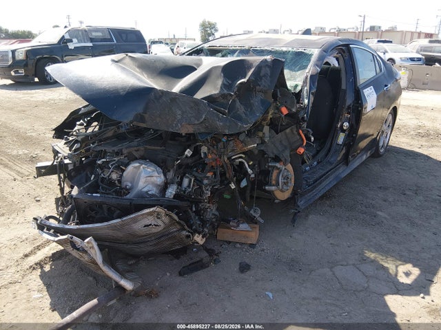 1G1RC6S56HU139766 Chevrolet VOLT LT