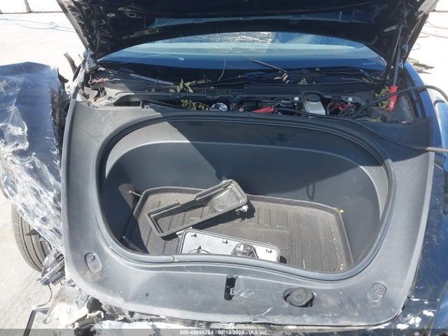 5YJ3E1EA2SF913269 Tesla Model 3 Long Range Rear-wheel Drive/standard Rear-wheel Drive