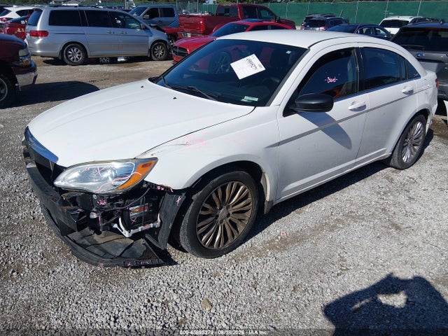 2013 Chrysler 200 Lx მანქანა იყიდება აუქციონზე, vin: 1C3CCBAB7DN671002, აუქციონის ნომერი: 45895279