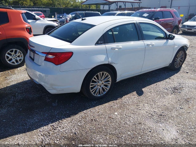 2013 Chrysler 200 Lx მანქანა იყიდება აუქციონზე, vin: 1C3CCBAB7DN671002, აუქციონის ნომერი: 45895279