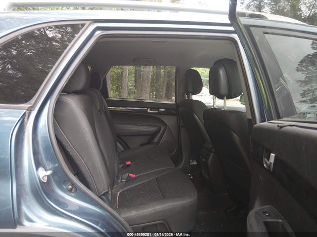 45895281 :رقم المزاد ، 5XYKT3A63EG517668 vin ، 2014 Kia Sorento Lx مزاد بيع