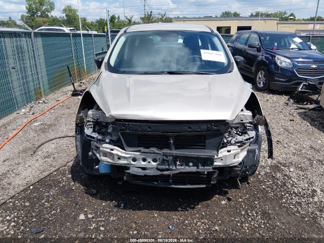 Продажа на аукционе авто 2017 Ford Escape S, vin: 1FMCU0F78HUE68810, номер лота: 45895300