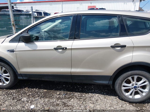 Продажа на аукционе авто 2017 Ford Escape S, vin: 1FMCU0F78HUE68810, номер лота: 45895300