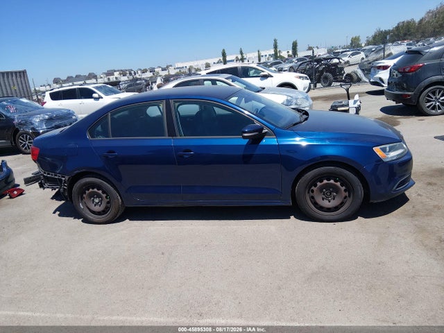 2011 Volkswagen Jetta 2.5l Se მანქანა იყიდება აუქციონზე, vin: 3VWDZ7AJ8BM097162, აუქციონის ნომერი: 45895308