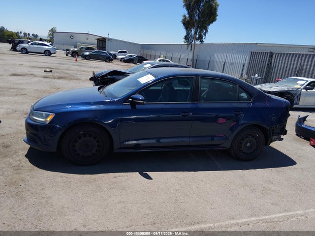 2011 Volkswagen Jetta 2.5l Se მანქანა იყიდება აუქციონზე, vin: 3VWDZ7AJ8BM097162, აუქციონის ნომერი: 45895308