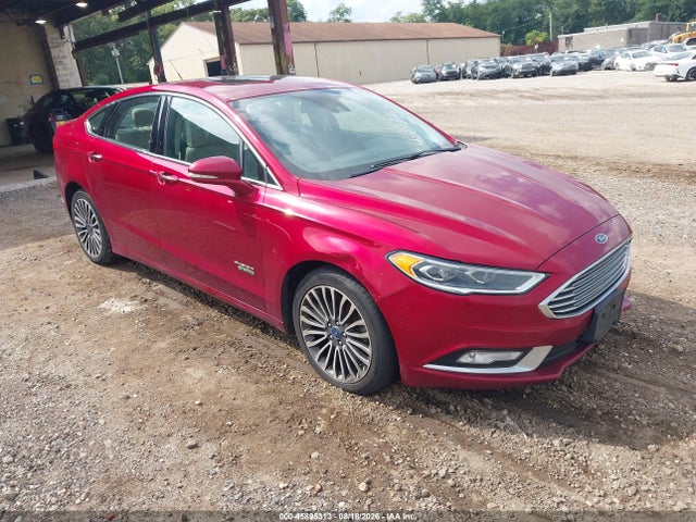45895313 :رقم المزاد ، 3FA6P0SU7HR320178 vin ، 2017 Ford Fusion Energi Titanium مزاد بيع