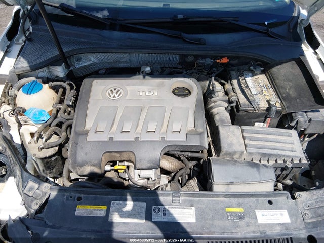 2014 Volkswagen Passat 2.0l Tdi Se მანქანა იყიდება აუქციონზე, vin: 1VWBN7A39EC115310, აუქციონის ნომერი: 45895312
