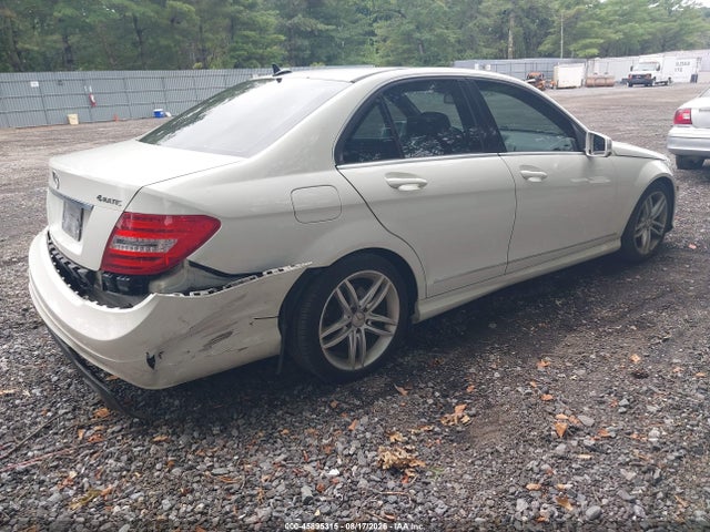 2012 Mercedes-benz C 300 Sport 4matic მანქანა იყიდება აუქციონზე, vin: WDDGF8BBXCR199896, აუქციონის ნომერი: 45895315