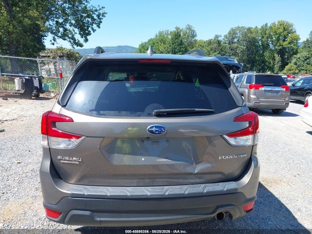 2021 Subaru Forester Limited მანქანა იყიდება აუქციონზე, vin: JF2SKASC2MH500122, აუქციონის ნომერი: 45895356