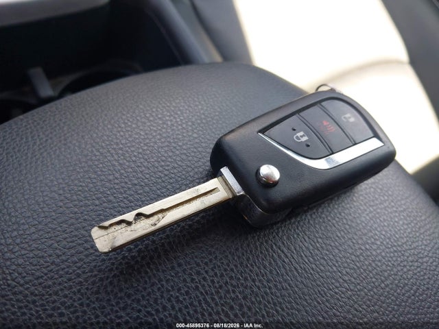 2025 Toyota Rav4 Le მანქანა იყიდება აუქციონზე, vin: 2T3H1RFV4SW413142, აუქციონის ნომერი: 45895376
