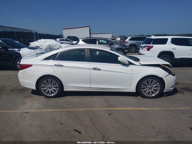 45895386 :رقم المزاد ، 5NPEC4AB5BH318075 vin ، 2011 Hyundai Sonata Se 2.0t مزاد بيع