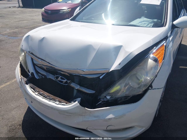 45895386 :رقم المزاد ، 5NPEC4AB5BH318075 vin ، 2011 Hyundai Sonata Se 2.0t مزاد بيع