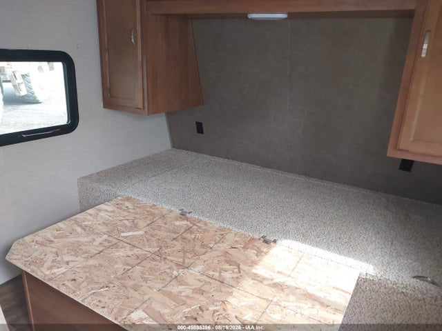 Springdale Summerland 2017 4YDT20224H3151548 Image 5