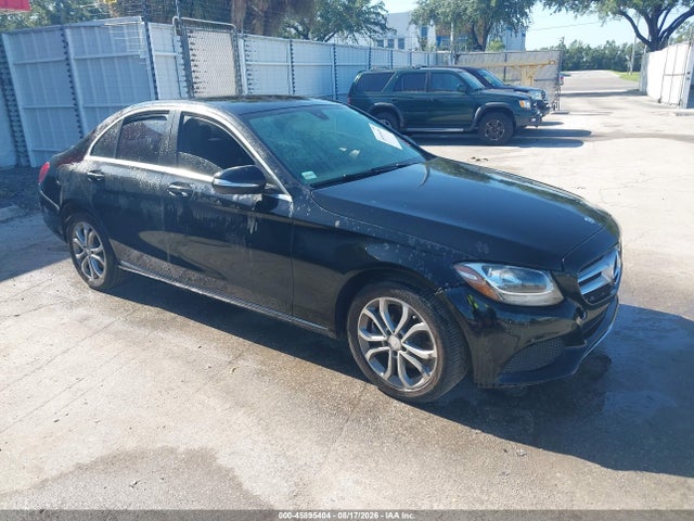 Продаж на аукціоні авто 2015 Mercedes-benz C 300, vin: 55SWF4JB7FU045185, номер лоту: 45895404