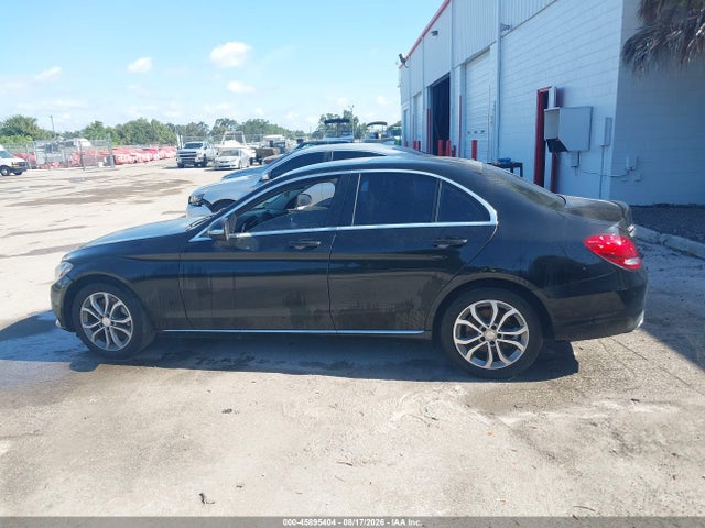 Продаж на аукціоні авто 2015 Mercedes-benz C 300, vin: 55SWF4JB7FU045185, номер лоту: 45895404