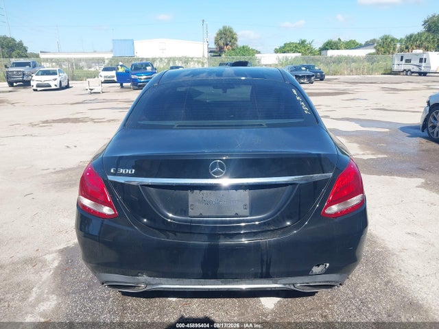 Продаж на аукціоні авто 2015 Mercedes-benz C 300, vin: 55SWF4JB7FU045185, номер лоту: 45895404
