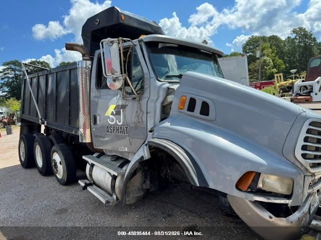 45895444 :رقم المزاد ، 2FZHAZCK56AV33382 vin ، 2006 Sterling Truck L 9500 مزاد بيع