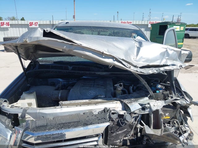 Aukcja sprzedaży 2017 Toyota Tundra Sr5 5.7l V8, vin: 5TFDW5F1XHX646727, numer aukcji: 45895492