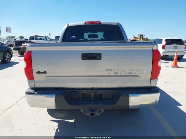 Aukcja sprzedaży 2017 Toyota Tundra Sr5 5.7l V8, vin: 5TFDW5F1XHX646727, numer aukcji: 45895492