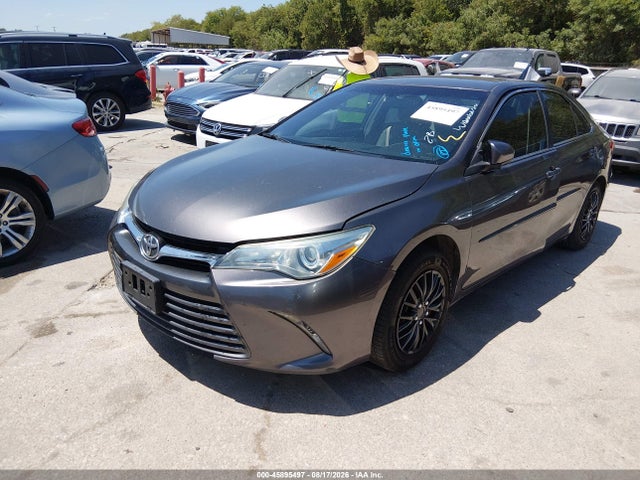 Toyota CAMRY LE 2015 4T4BF1FK2FR473472 Image 2