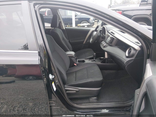 2T3ZFREV2JW480909 Toyota RAV4 LE