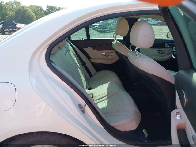 45895544 :رقم المزاد ، 55SWF4KBXGU125774 vin ، 2016 Mercedes-benz C 300 4matic مزاد بيع