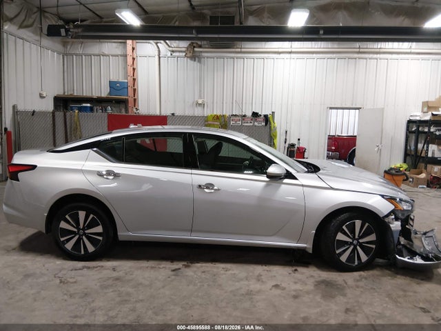 45895588 :رقم المزاد ، 1N4BL4DW4LC185412 vin ، 2020 Nissan Altima Sv Intelligent Awd مزاد بيع