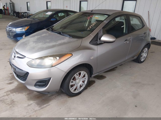 45895632 :رقم المزاد ، JM1DE1HY9B0128954 vin ، 2011 Mazda Mazda2 Sport مزاد بيع