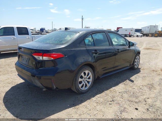 45895661 :رقم المزاد ، 5YFEPMAE3MP258768 vin ، 2021 Toyota Corolla Le مزاد بيع