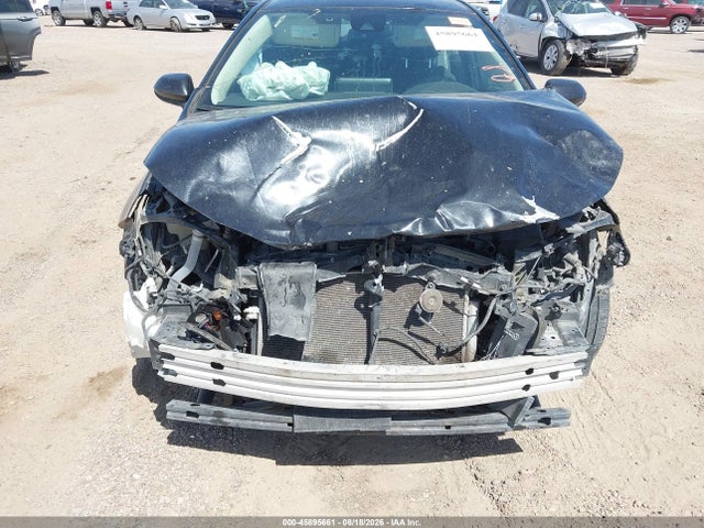 45895661 :رقم المزاد ، 5YFEPMAE3MP258768 vin ، 2021 Toyota Corolla Le مزاد بيع