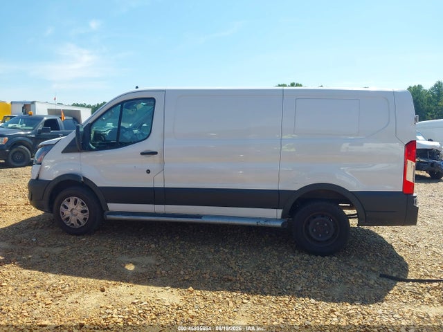 45895664 :رقم المزاد ، 1FTBR1Y85RKA33303 vin ، 2024 Ford Transit-250 مزاد بيع