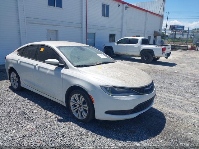 Продаж на аукціоні авто 2015 Chrysler 200 Limited, vin: 1C3CCCABXFN562686, номер лоту: 45895791