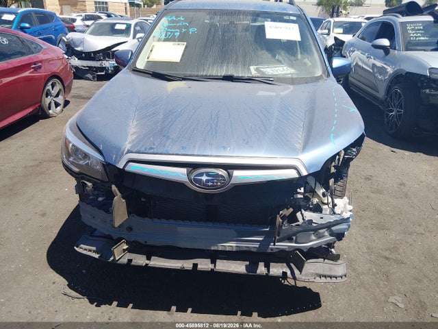 JF2SKAGC1KH595665 Subaru Forester Premium