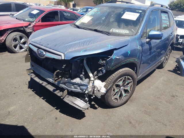 JF2SKAGC1KH595665 Subaru Forester Premium