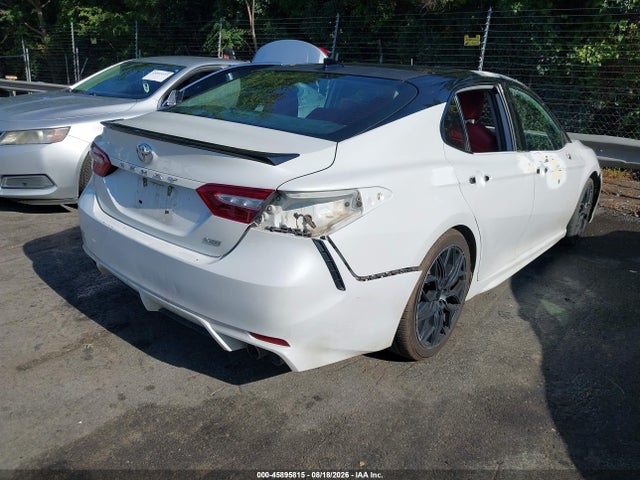 45895815 :رقم المزاد ، 4T1B61HK6KU201945 vin ، 2019 Toyota Camry Xse مزاد بيع