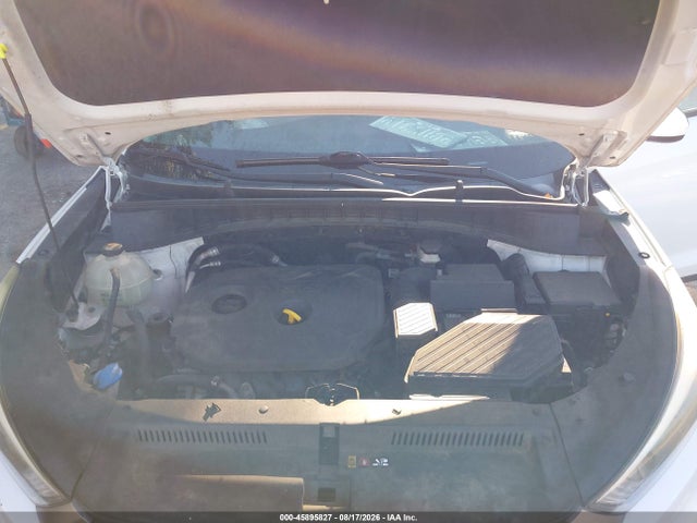 2016 Hyundai Tucson Se მანქანა იყიდება აუქციონზე, vin: KM8J33A43GU121747, აუქციონის ნომერი: 45895827