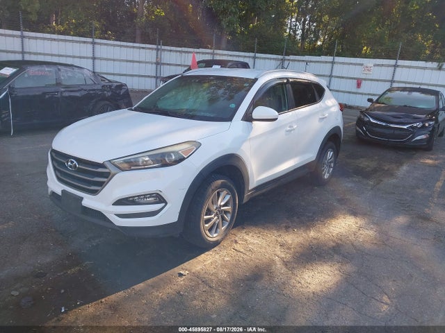 2016 Hyundai Tucson Se მანქანა იყიდება აუქციონზე, vin: KM8J33A43GU121747, აუქციონის ნომერი: 45895827