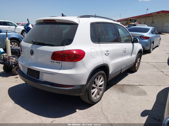 WVGAV7AX2FW607058 Volkswagen TIGUAN SE