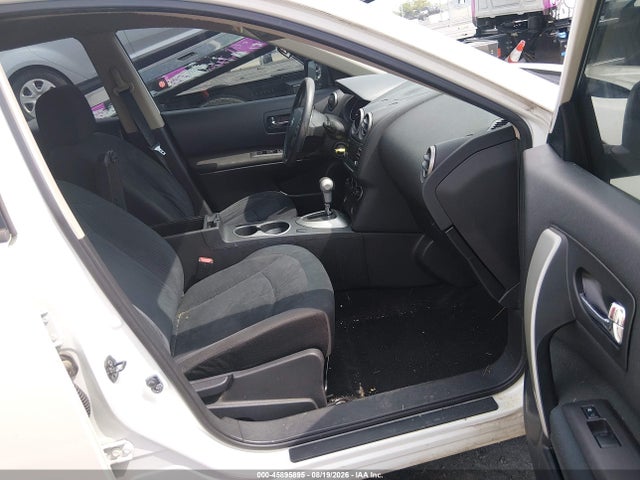 2015 Nissan Rogue Select S მანქანა იყიდება აუქციონზე, vin: JN8AS5MV7FW750586, აუქციონის ნომერი: 45895895